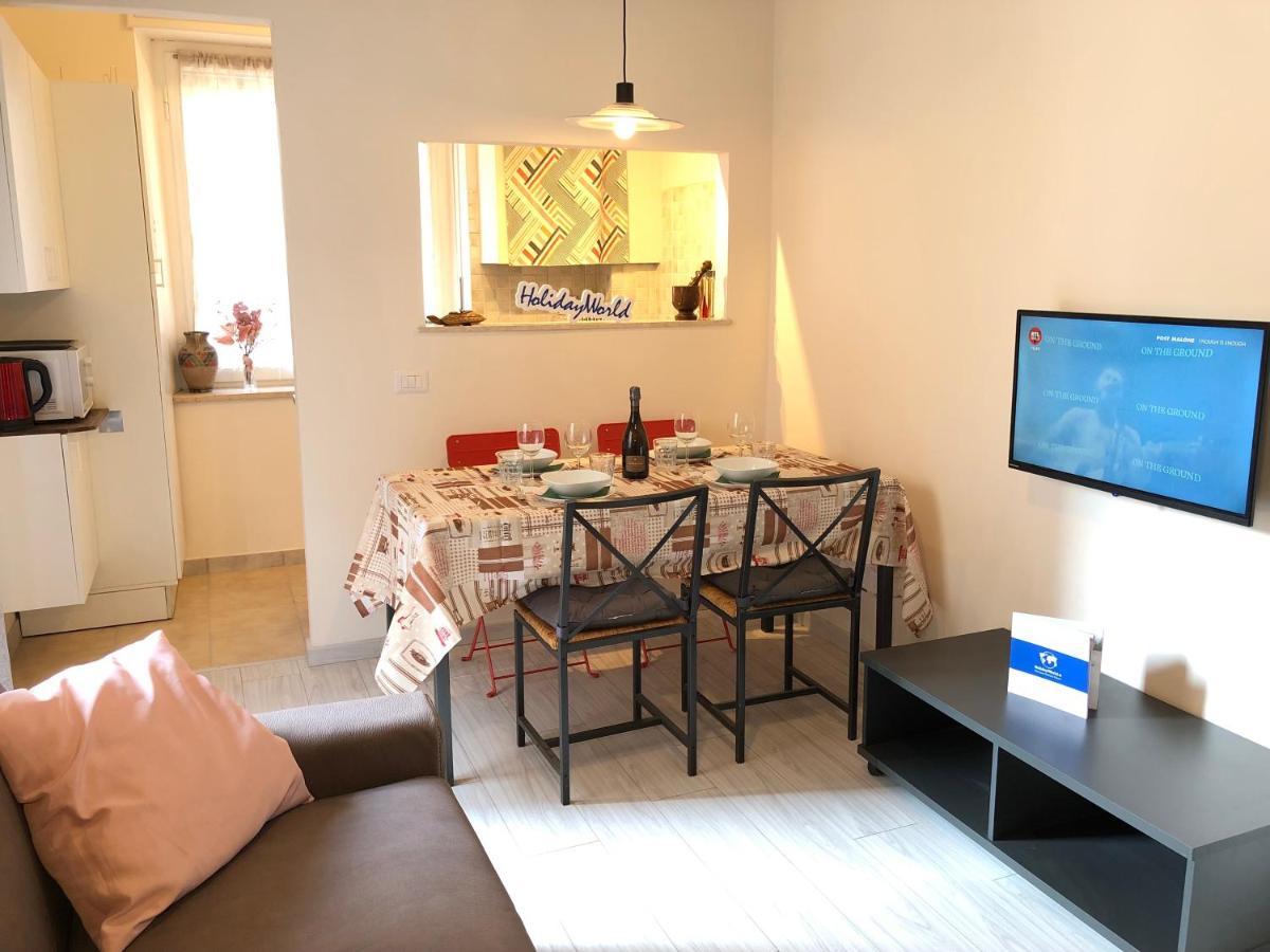 L'Angolo Del Borgo By Holiday World Turim Exterior foto